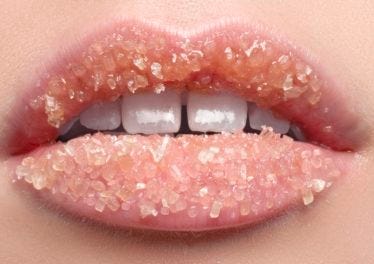 How to… make your own honey sugar lip scrub